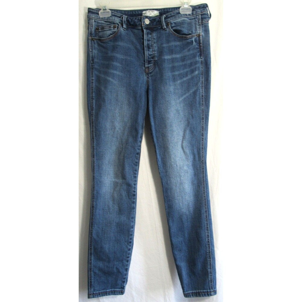 Free People Buttonfly Stretchy Cropped Blue Jeans Size 30 EUC